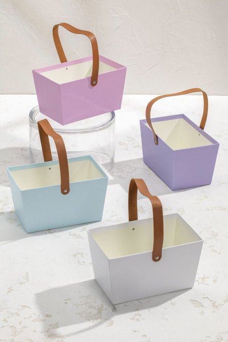 صندوق هدية شنتة مربع قطعة واحدة مع يد جلد فاخرة